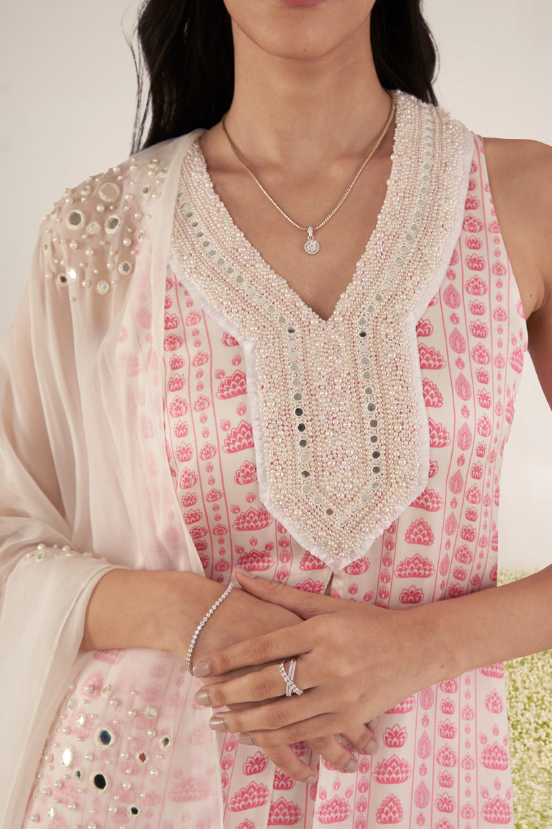 White & Pink Floral Stripes Kurta Set